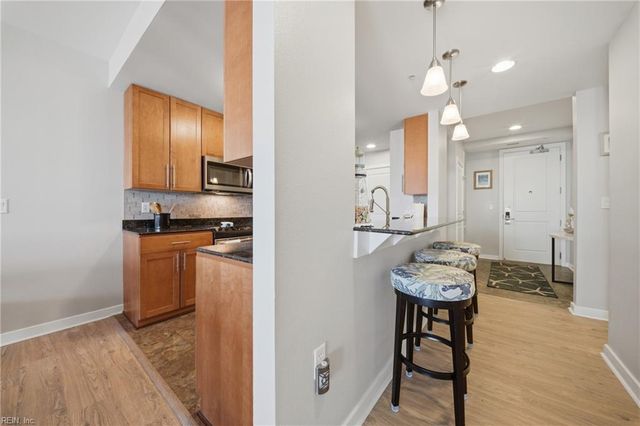 3700 Sandpiper Rd Apt 411, Virginia Beach, VA 23456