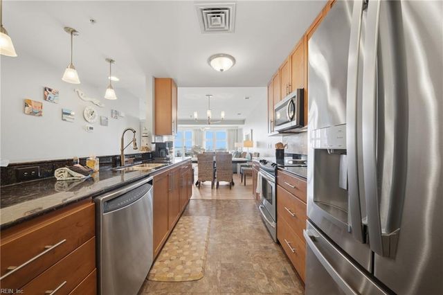 3700 Sandpiper Rd Apt 411, Virginia Beach, VA 23456