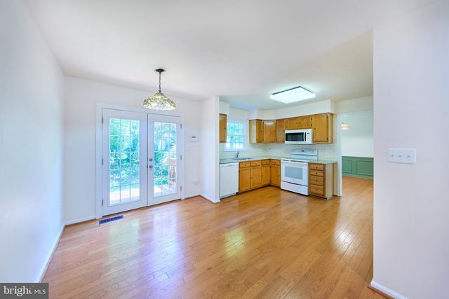 8508 SILVERDALE RD, Lorton, VA 22079
