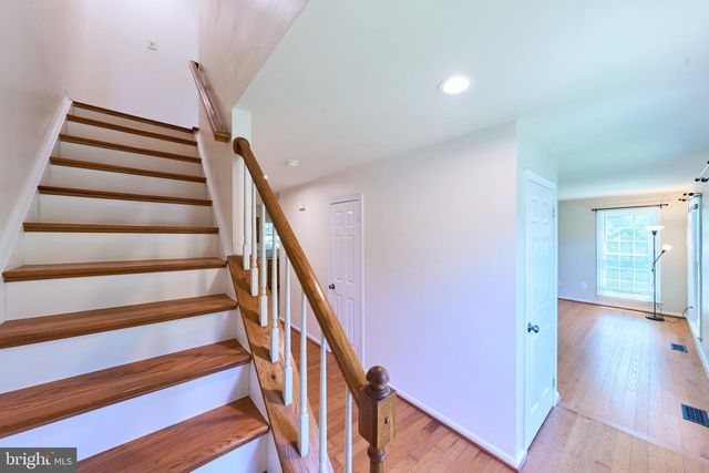 8508 SILVERDALE RD, Lorton, VA 22079