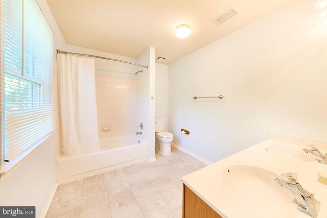 8508 SILVERDALE RD, Lorton, VA 22079