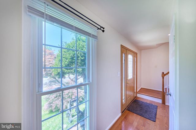 8508 SILVERDALE RD, Lorton, VA 22079