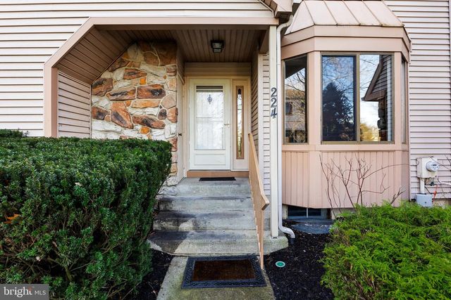 224 CHANTICLEER, Cherry Hill, NJ 08003