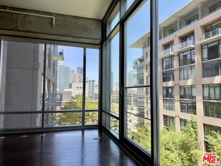 1100 S Hope Street 907, Los Angeles, CA 90015