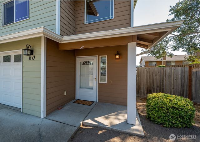 60 NE Melrose Drive, Oak Harbor, WA 98277
