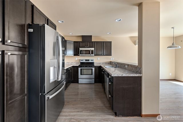 60 NE Melrose Drive, Oak Harbor, WA 98277
