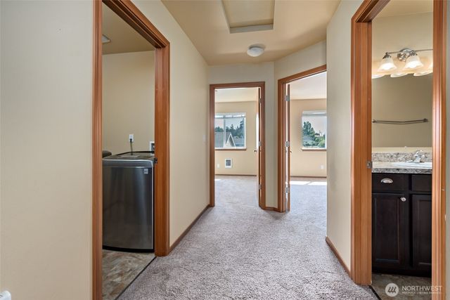 60 NE Melrose Drive, Oak Harbor, WA 98277