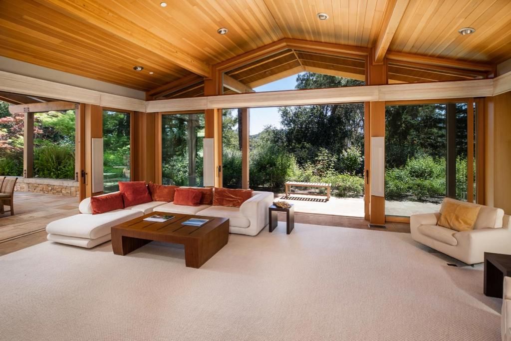 Image 10 of property listing at 56 Hillbrook Drive, Portola Valley, CA 94028