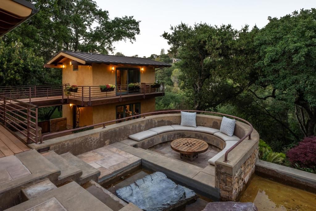 Image 26 of property listing at 56 Hillbrook Drive, Portola Valley, CA 94028