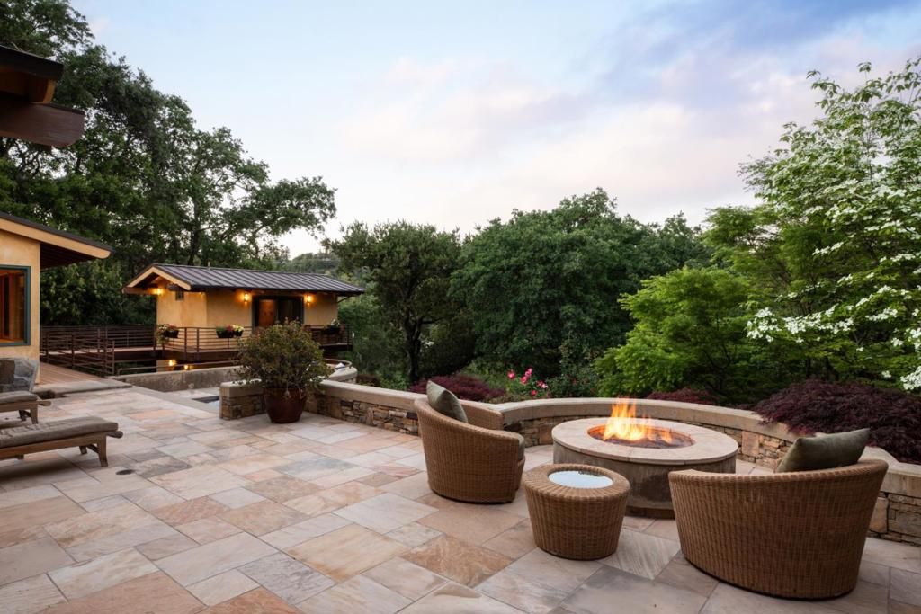 Image 34 of property listing at 56 Hillbrook Drive, Portola Valley, CA 94028