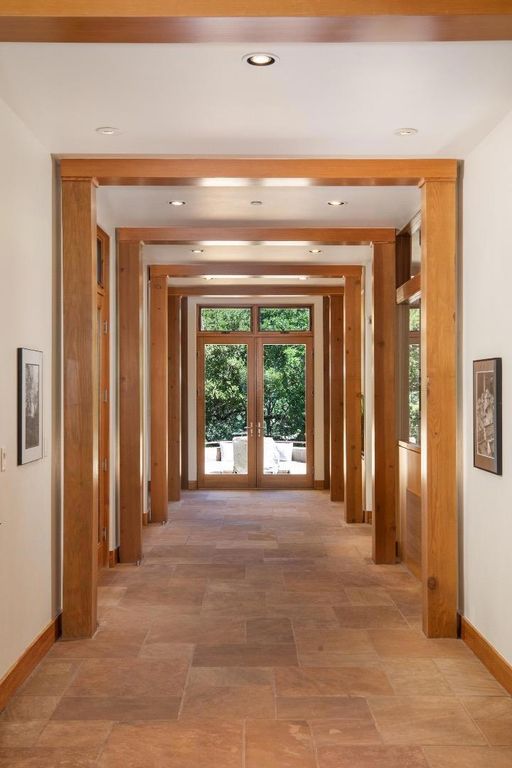 Image 7 of property listing at 56 Hillbrook Drive, Portola Valley, CA 94028