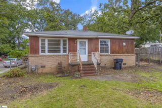 8 Picadilly Street, Taylors, SC 29687