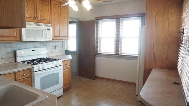 4319 30th AVENUE, Kenosha, WI 53144