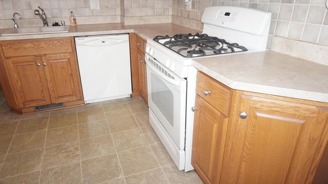 4319 30th AVENUE, Kenosha, WI 53144