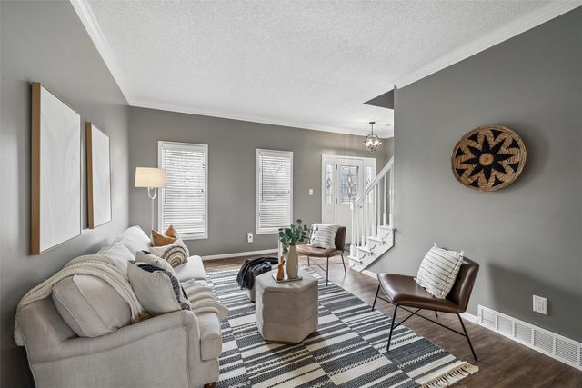 6159 Nottingham Drive, Johnston, IA 50131