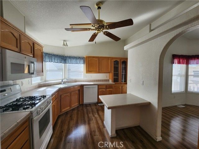 1251 E Lugonia 27, Redlands, CA 92374