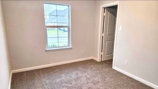 109 TRINITY Street, Grandview, TX 76050