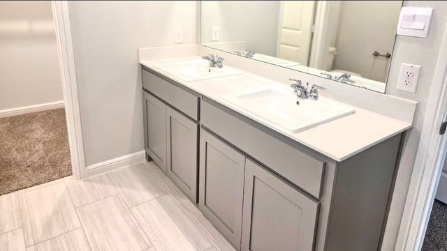 109 TRINITY Street, Grandview, TX 76050