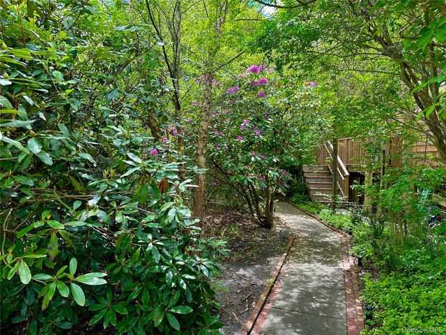 209 Bayview Walk, Cherry Grove, NY 11782