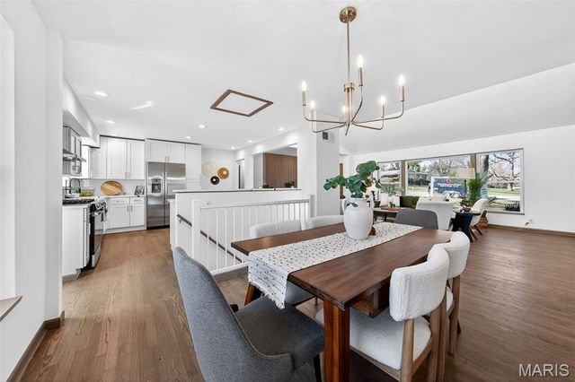 14 Fairwinds Court, St Louis, MO 63132