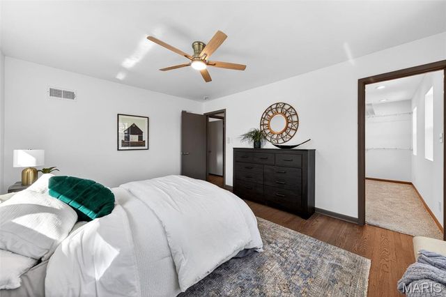 14 Fairwinds Court, St Louis, MO 63132