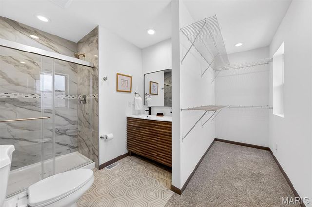 14 Fairwinds Court, St Louis, MO 63132