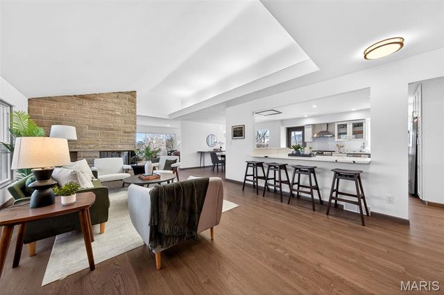 14 Fairwinds Court, St Louis, MO 63132