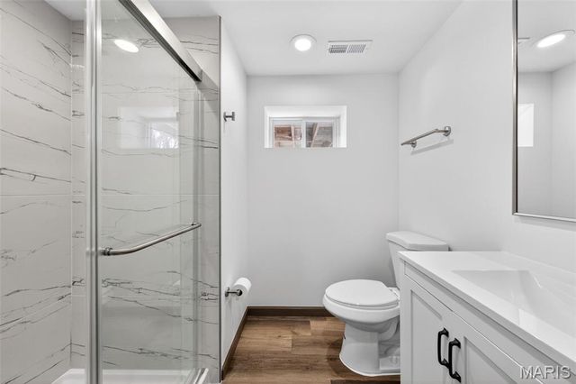 14 Fairwinds Court, St Louis, MO 63132