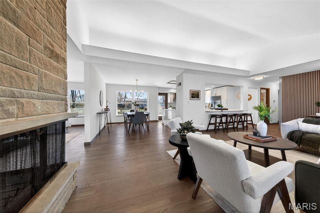 14 Fairwinds Court, St Louis, MO 63132