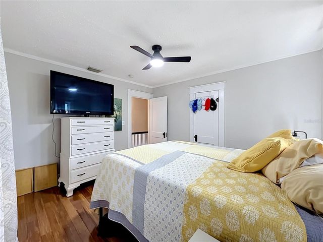 701 14TH STREET N, St Petersburg, FL 33705