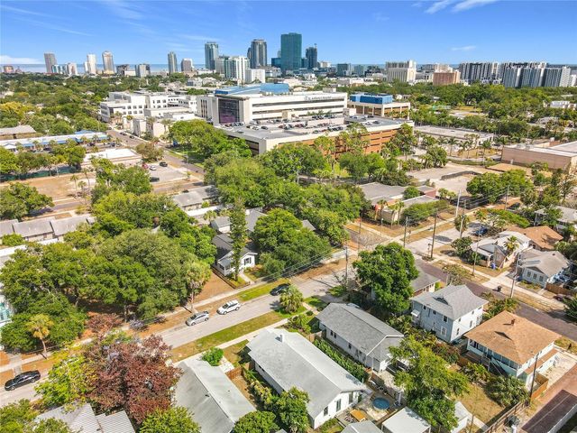 701 14TH STREET N, St Petersburg, FL 33705