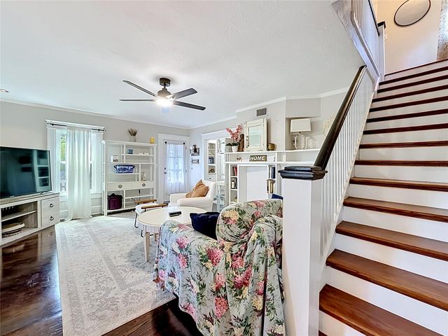 701 14TH STREET N, St Petersburg, FL 33705