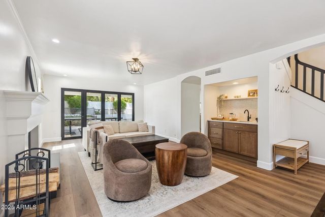 5556 E Sandra Terrace, Scottsdale, AZ 85254