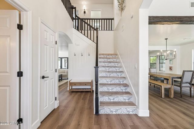 5556 E Sandra Terrace, Scottsdale, AZ 85254