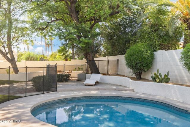 5556 E Sandra Terrace, Scottsdale, AZ 85254