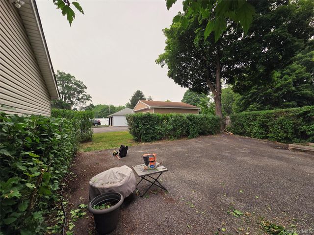 706 Tower Avenue B, Maybrook, NY 12543