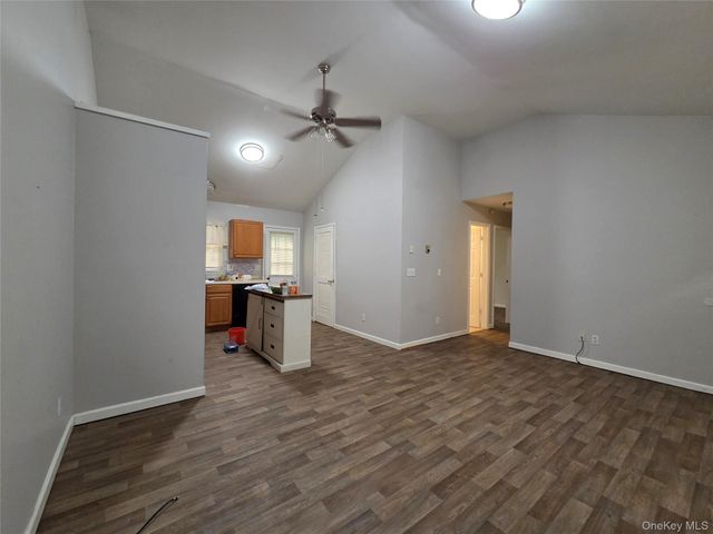 706 Tower Avenue B, Maybrook, NY 12543