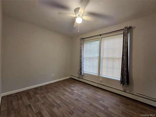 706 Tower Avenue B, Maybrook, NY 12543