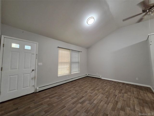 706 Tower Avenue B, Maybrook, NY 12543
