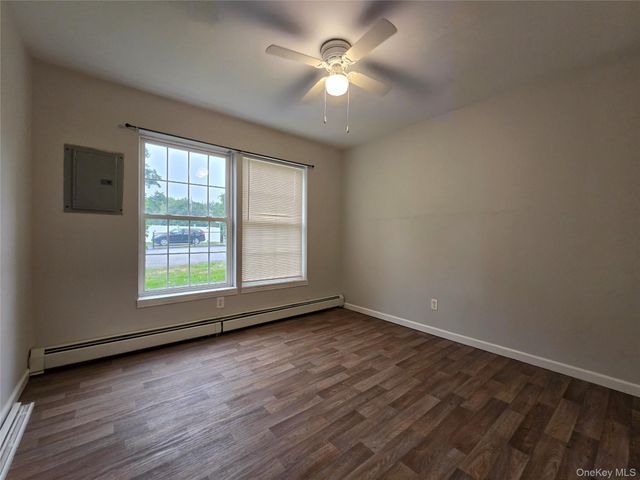 706 Tower Avenue B, Maybrook, NY 12543