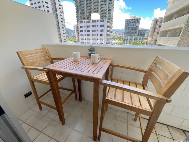 2450 Prince Edward Street 905A, Honolulu, HI 96825