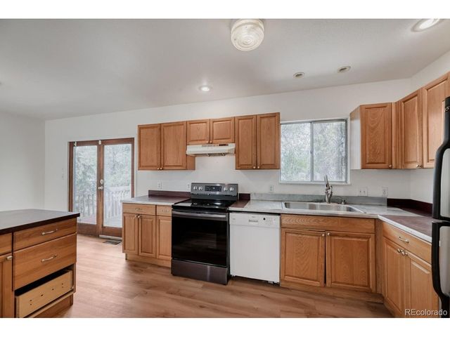1138 Hover St, Longmont, CO 80501
