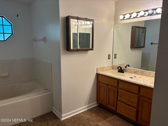 10111 BRADLEY Road, Jacksonville, FL 32246