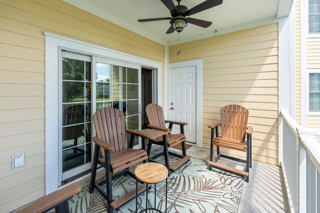 4890 Luster Leaf Cir Apt 203, Myrtle Beach, SC 29577