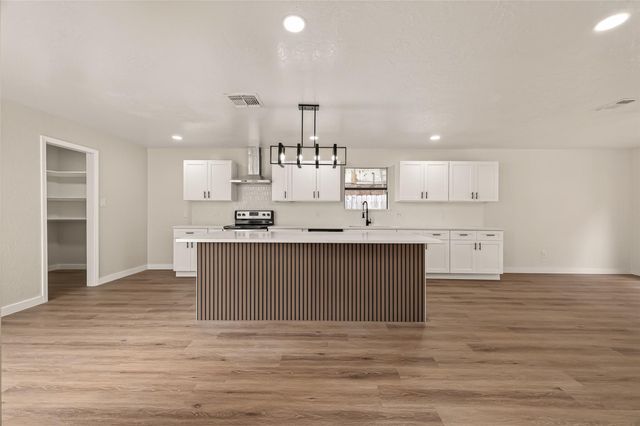 6026 Downwood Forest Drive, Houston, TX 77088