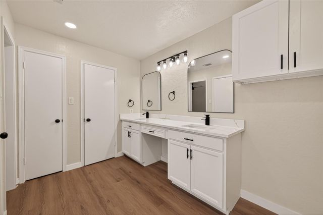 6026 Downwood Forest Drive, Houston, TX 77088