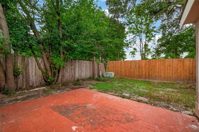 6026 Downwood Forest Drive, Houston, TX 77088