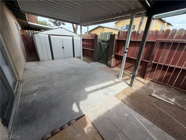 209 East Van Wagenen Street, Henderson, NV 89015