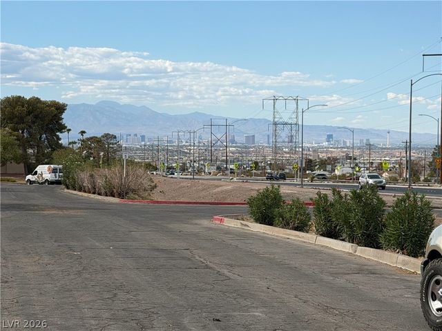 209 East Van Wagenen Street, Henderson, NV 89015