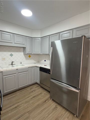 209 East Van Wagenen Street, Henderson, NV 89015
